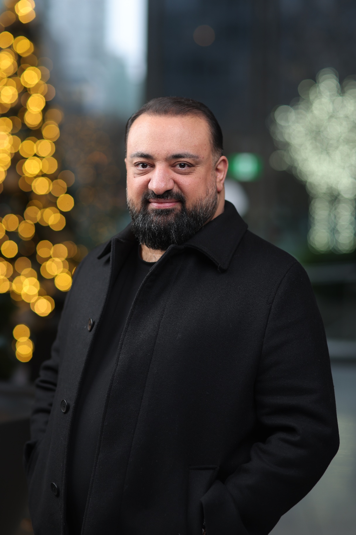 نیما نوا، بنیان‌گذار MR JOB CANADA